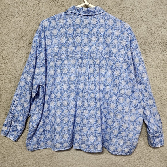 Fedeli Womens Blue Floral Button Up Shirt Size 42 Made in Italy Flowy Light - Picture 2 of 6